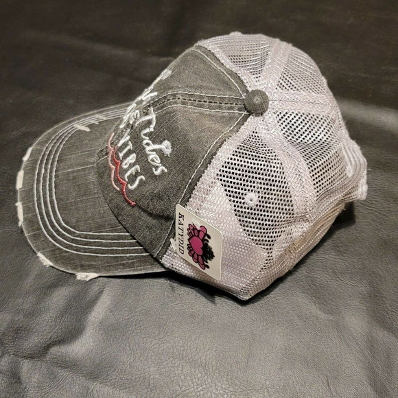 High Tides & Good Vibes Embroidered Trucker Hat - Picture 4 of 8